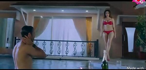  Very Hot ¦¦ Full Romance ¦¦ Mujhe Pyar Kar Video Song ¦¦ Film Haseenae.MP4